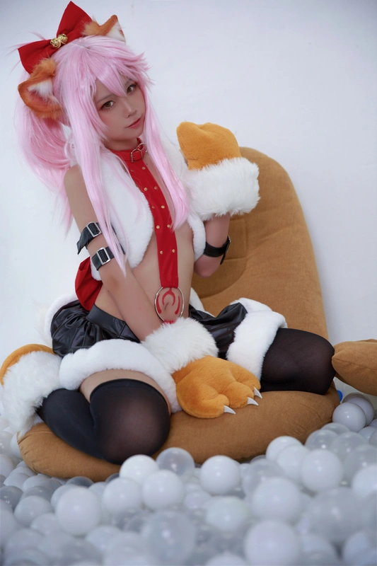 小黑猫娘 - G44不会受伤